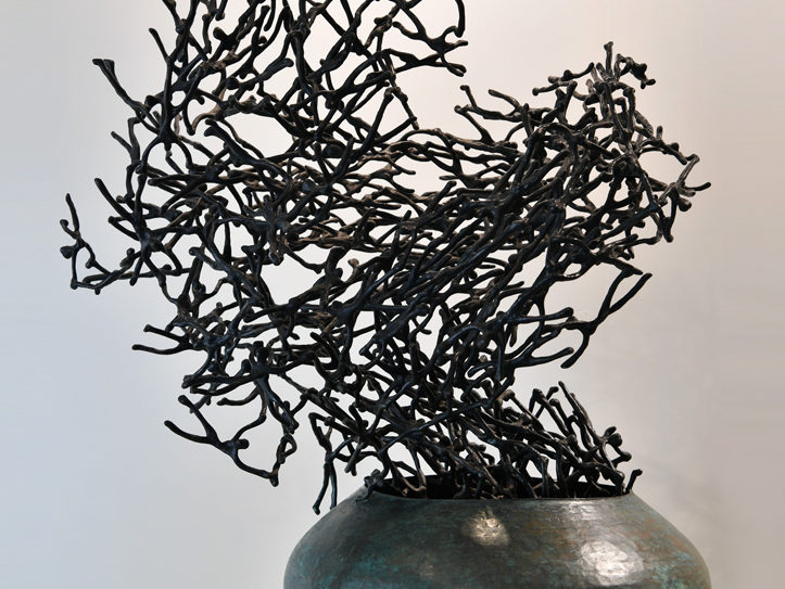 KS Radhakrishnan, A Spiraling Recall, Bronze, 26'' x 20'' x 16'', 2018